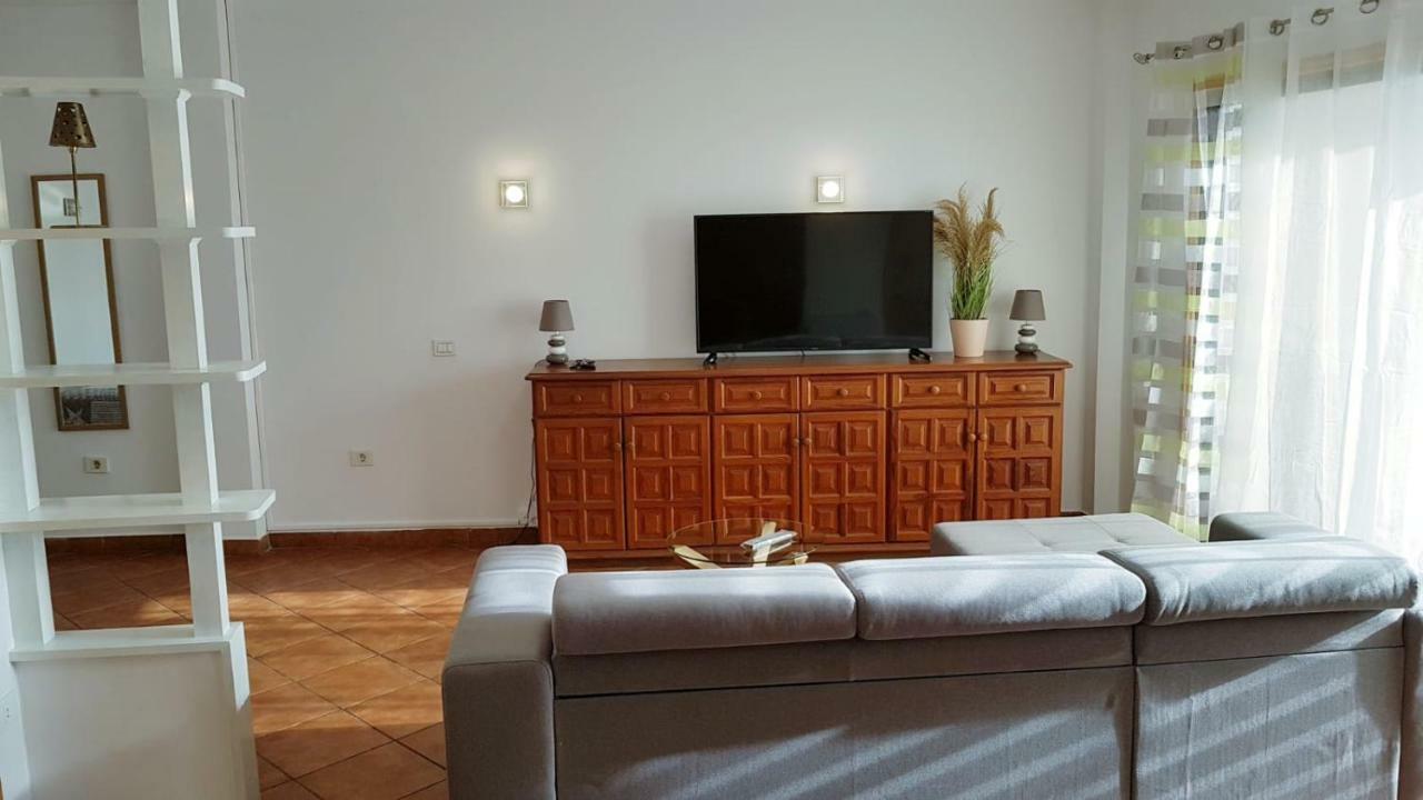 לוס ריאלחוס Apartamento Amplio Y Tranquilo Con Vistas מראה חיצוני תמונה